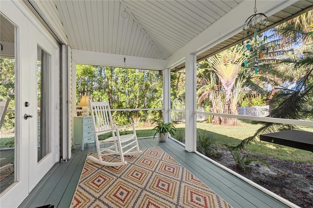 12510 Coconut Creek Ct, Fort Myers, FL 33908 - sunroom featuring lofted ceiling