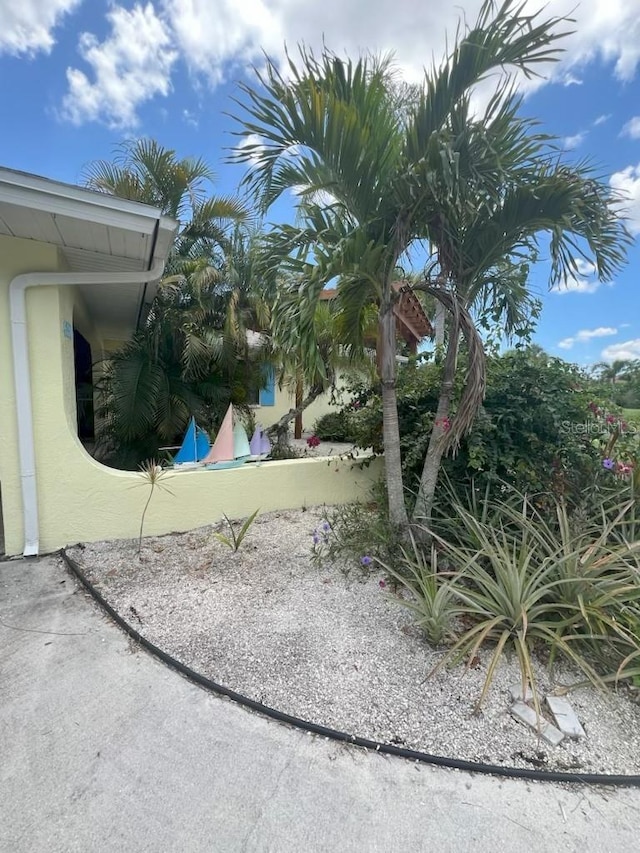 4290 Randypaar St, Port Charlotte, FL 33948 - exterior view of stucco siding