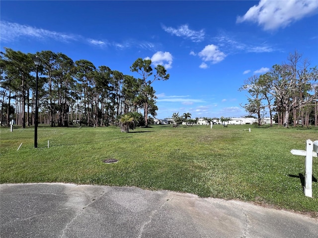 Listing photo 2 for 6889 Anapa Ct, North Port FL 34287