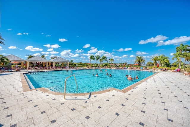 view of swimming pool