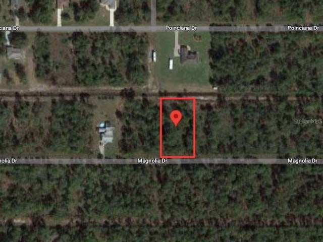 Listing photo 3 for 224 Magnolia Dr, Indian Lake Estates FL 33855