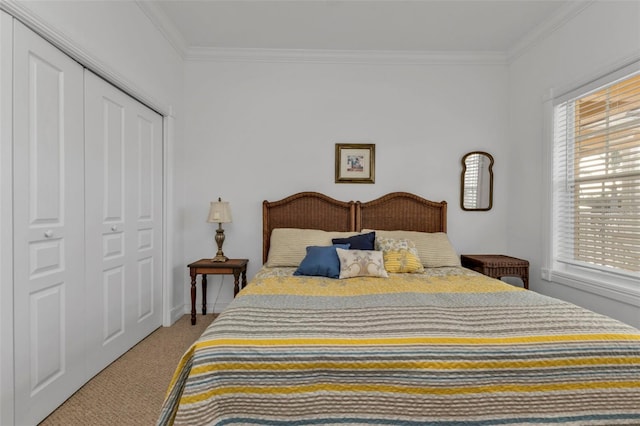 bedroom featuring light carpet, a closet, and crown molding