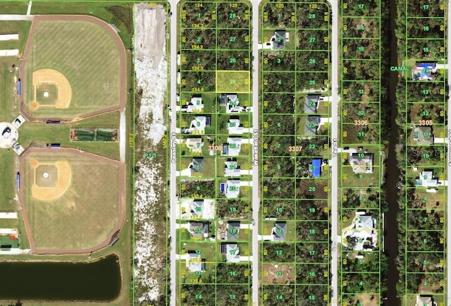 Listing photo 3 for 2165 Wakefield St, Port Charlotte FL 33948