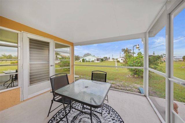 view of sunroom / solarium