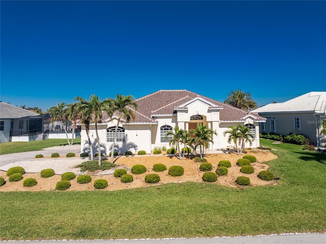 view of front of house with a front yard