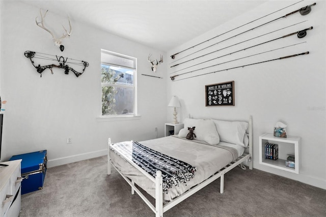 bedroom featuring carpet floors