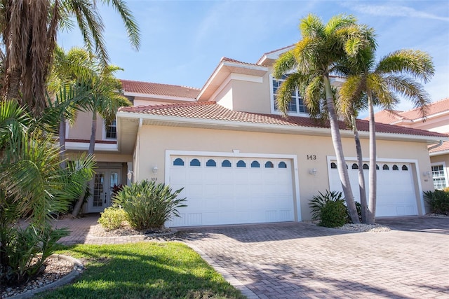 view of mediterranean / spanish-style house