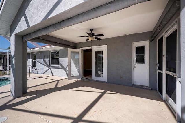 view of patio with ceiling fan