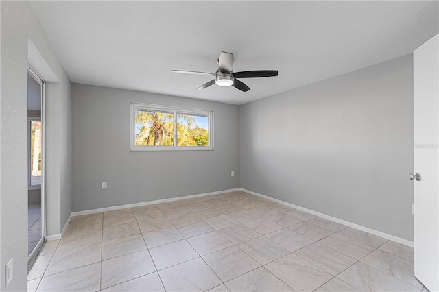 empty room with ceiling fan