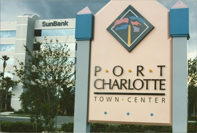 168 Friendly St, Port Charlotte, FL 33953