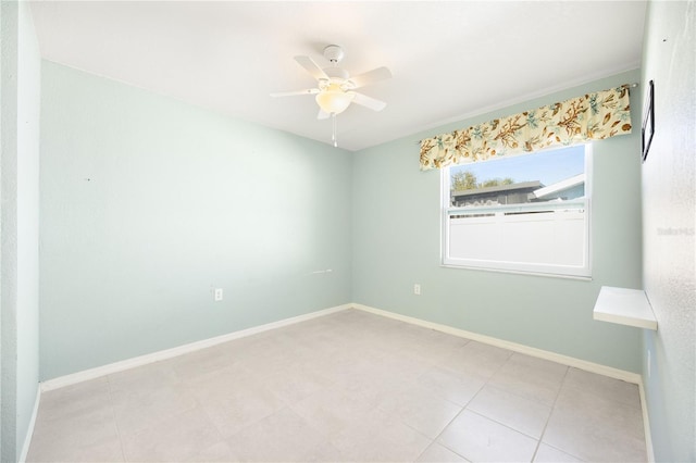 empty room with ceiling fan