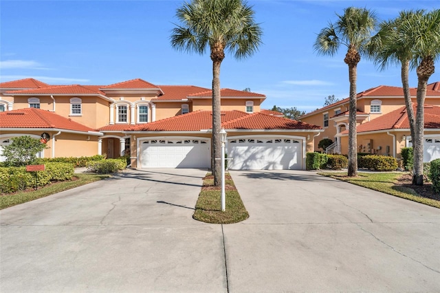 view of mediterranean / spanish-style home