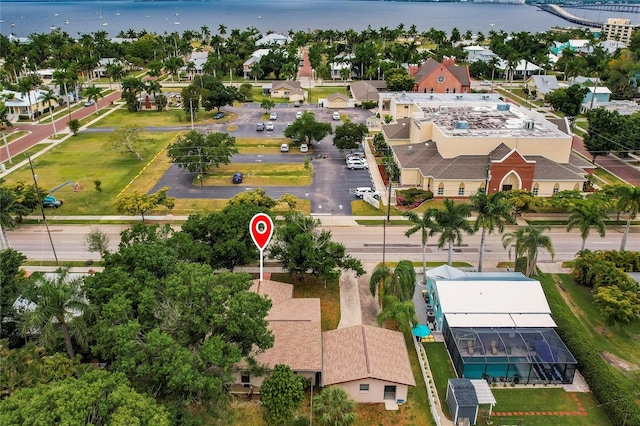 bird's eye view with a water view