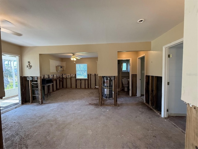 unfurnished room featuring ceiling fan