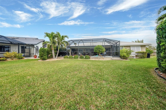 view of yard with a lanai