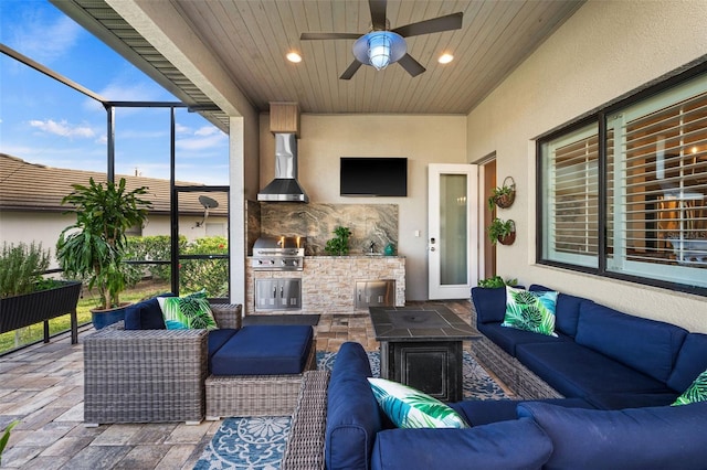 view of patio / terrace featuring an outdoor hangout area, area for grilling, ceiling fan, and a grill