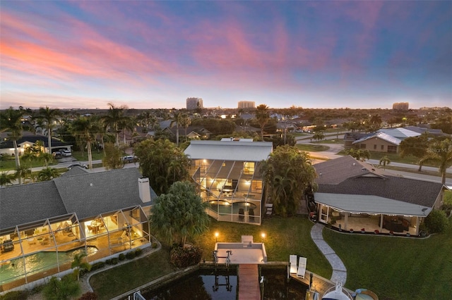 view of aerial view at dusk