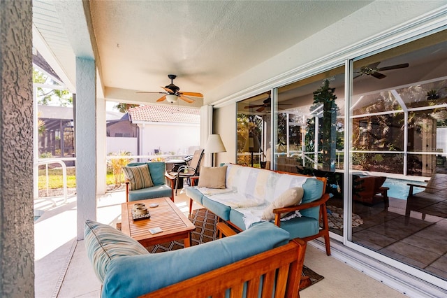 view of patio featuring ceiling fan and an outdoor hangout area