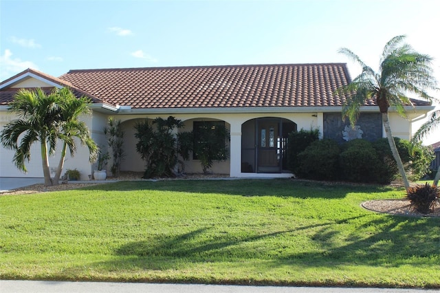 view of front of house with a front yard