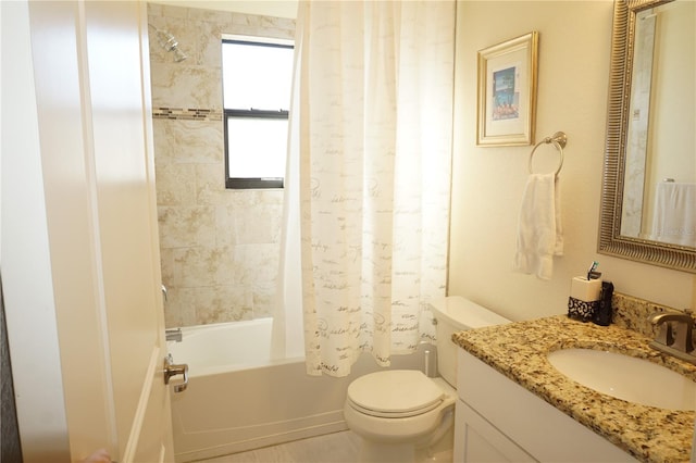 full bathroom with shower / bath combo with shower curtain, vanity, and toilet