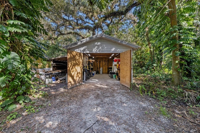 view of outbuilding