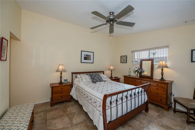 bedroom with ceiling fan