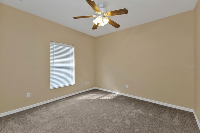 unfurnished room featuring carpet flooring and ceiling fan