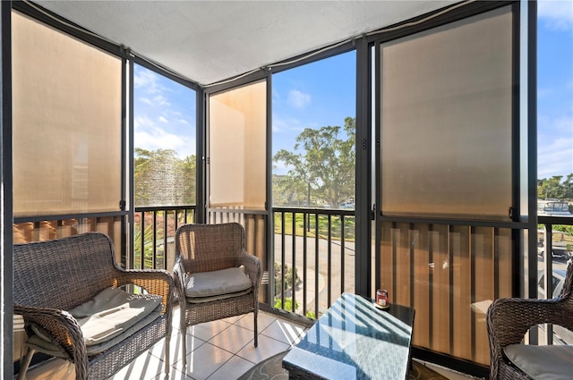 sunroom / solarium with a healthy amount of sunlight