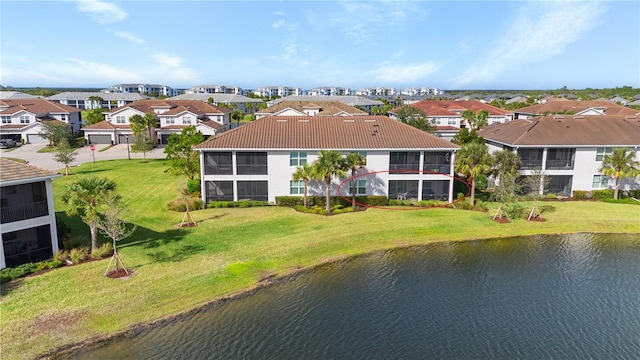 bird's eye view featuring a water view