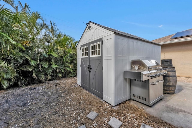 view of outbuilding