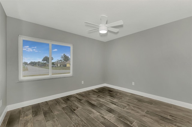 empty room with ceiling fan