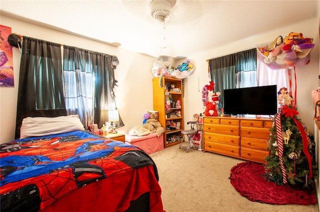 bedroom with carpet flooring and ceiling fan