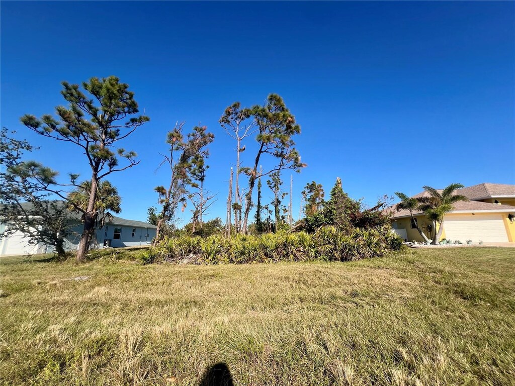 84 Fairway Rd, Rotonda West, FL 33947 - photo 1