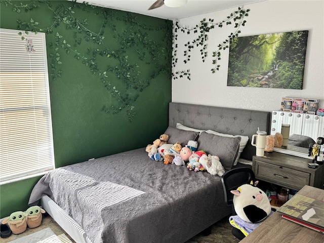 bedroom featuring ceiling fan