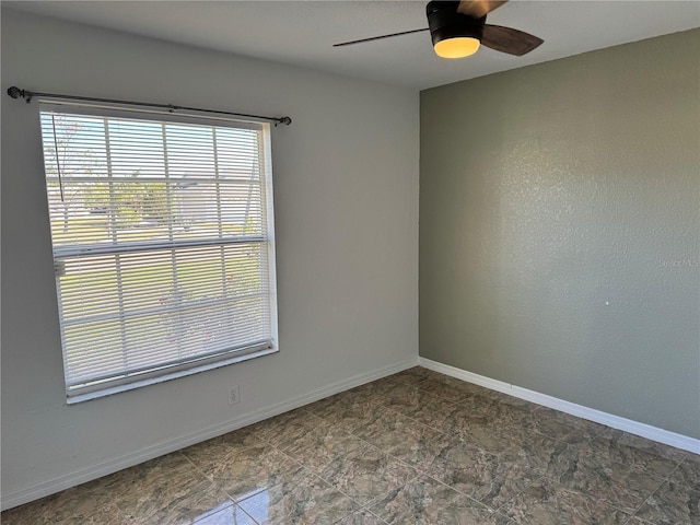 empty room with ceiling fan