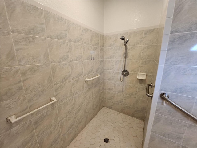 bathroom featuring walk in shower