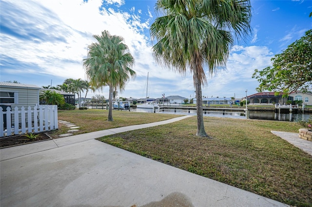 view of yard featuring a water view