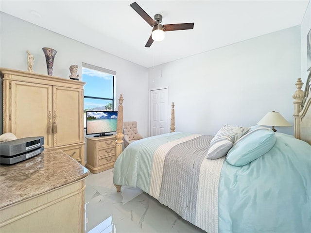 bedroom with ceiling fan