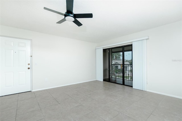 empty room with ceiling fan