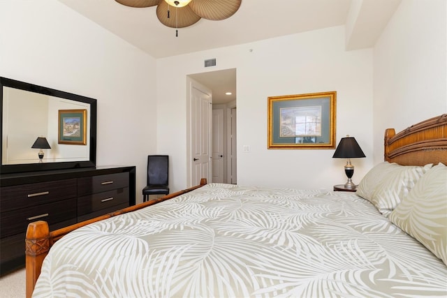 bedroom with ceiling fan