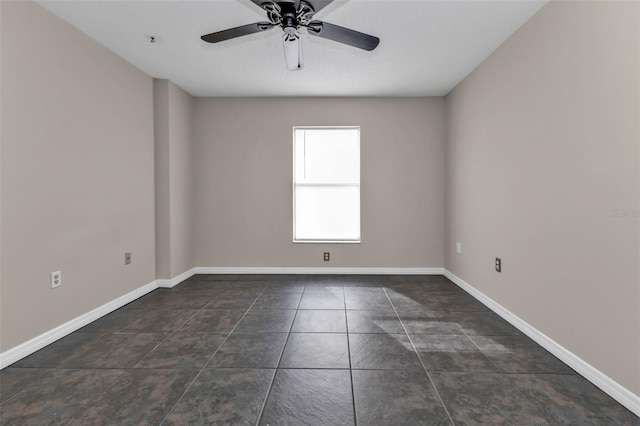 empty room featuring ceiling fan