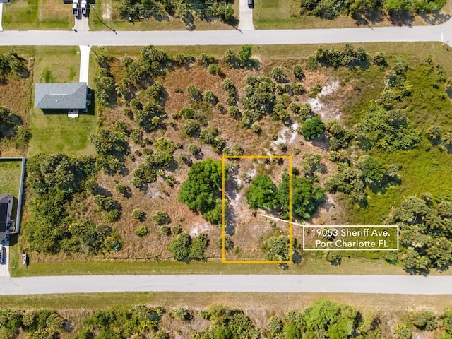 Listing photo 2 for 19053 Sheriff Ave, Port Charlotte FL 33954