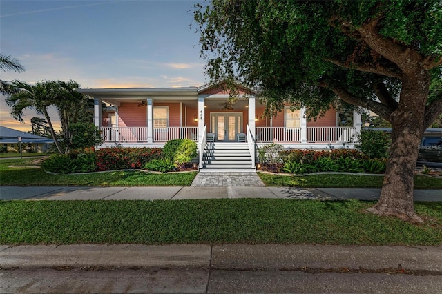 view of front of property featuring a porch