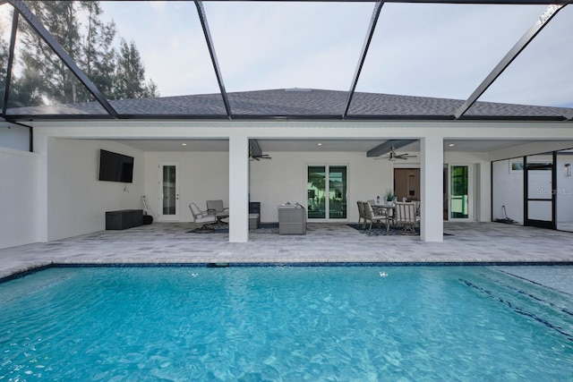 view of pool featuring ceiling fan, an outdoor hangout area, and a patio