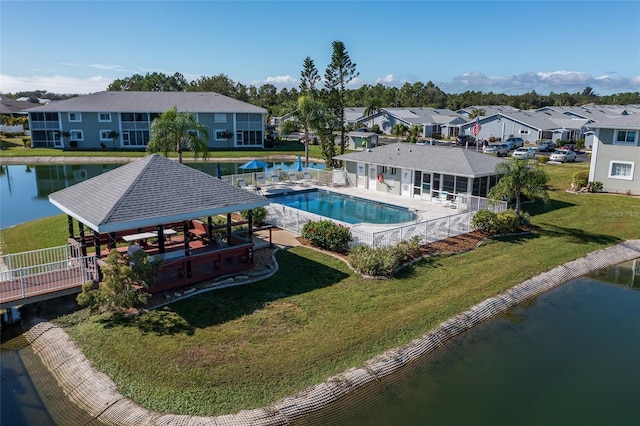 bird's eye view with a water view