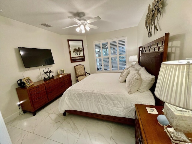 bedroom featuring ceiling fan