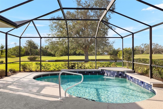 view of swimming pool featuring a lanai and pool water feature