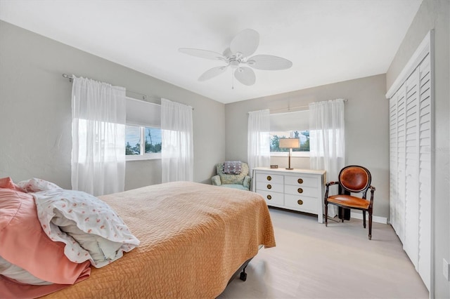 bedroom with ceiling fan