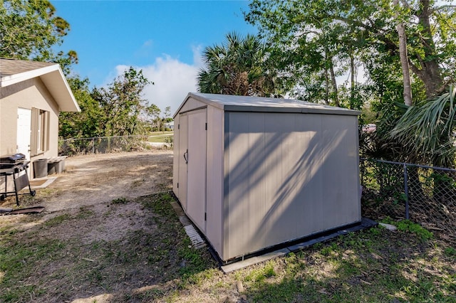 view of outbuilding