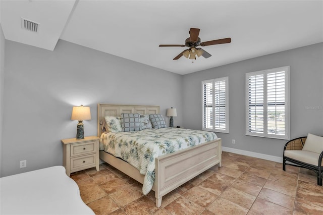 bedroom with ceiling fan